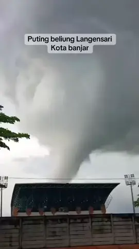 angin puting beliung  langensari, madura, Madusari #bencanaalam  #anginputingbeliung  #banjar #cilacapbarat 