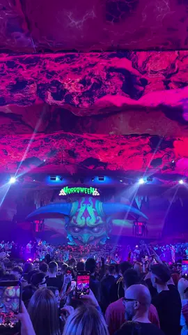 EL ROW EL SHOW 🤩🎃🧟‍♂️👻#elrow #helloween  #helloweenparty #trickortreats #bucarestelrow @elrowofficial 