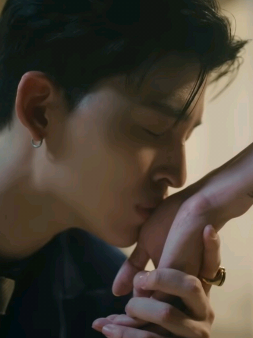 scane ini tuh sebenernya bikin sedih dan gak bisal  nyalahin sepenuhnya sikapnya si khun Thee juga #meandtheeseries #pondphuwin #pondphuwinisreal #theepeach 