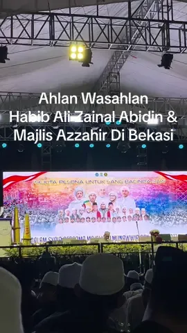 Alhamdulillah berjumpa kembali 🤍😇. @majelisazzahirofficial #majlisazzahir #bekasibersholawat #ahlanwasahlan 