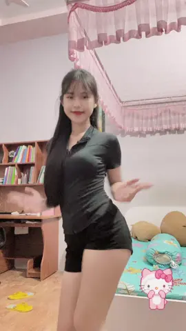 Ộp bà cán nằm sàiii🤟#viral #fyp #xuhuongtiktok #trending #nhaytiktok 