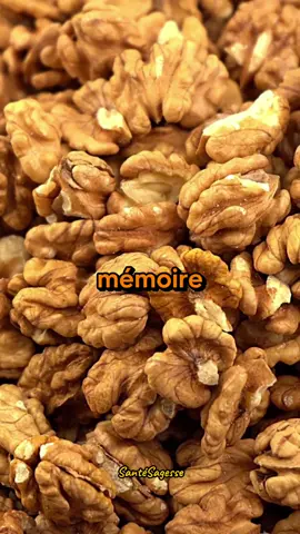 🌰 Les meilleurs fruits secs pour ta santé !#santé #santénaturelle #nourriture #manger #aliment 