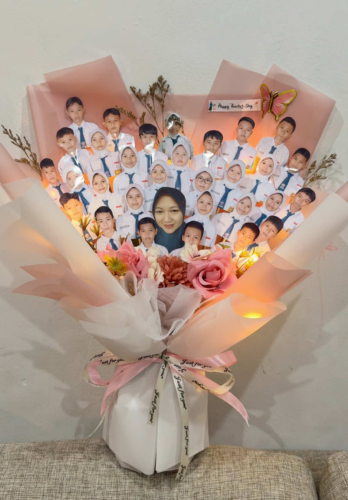 tor monitor ketua, buket foto untuk hari guru ketua 😁 #buket #buketbunga #buketfoto #bukethariguru #hadiahhariguru 