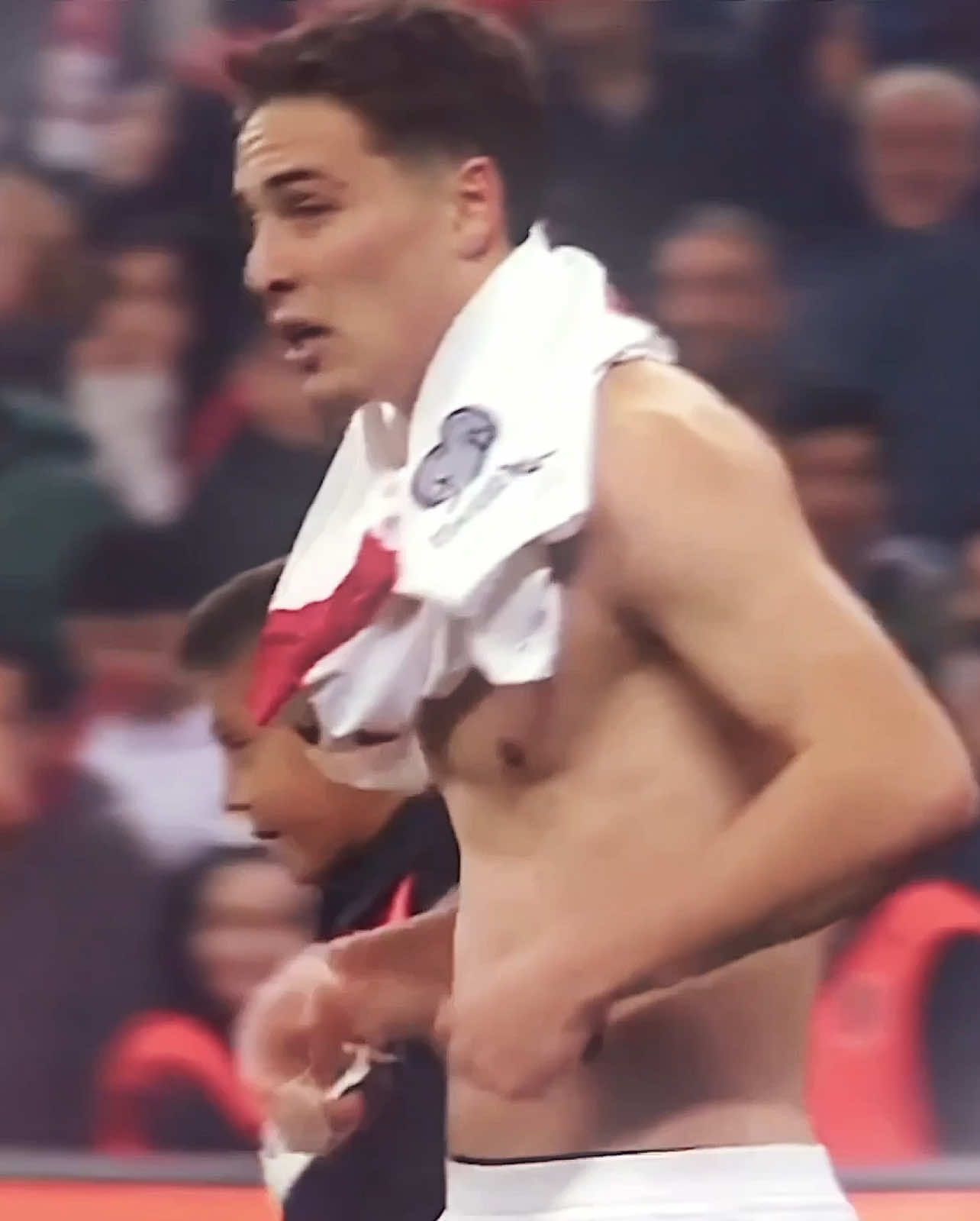 i’d stare at those biceps all day and not apologise #kenanyildiz #kenanyildizedit #edit #viral #foryoupage  kenan yildiz vs bulgaria 