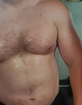 barbell row workout for back. I go for form over heavy for this to make sure I engage the back 3 sets of 8-10 reps. decent bacj exercise imo, but fitness is all about what is best for you. Will hopefully be getting some new lighting when I save up enough so stay tuned.   #trending #BookTok  #viral #fyp #foryoupage 