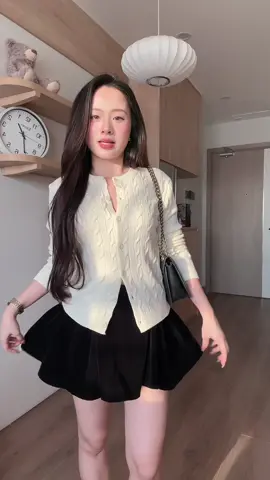 Chân váy bao tôn chân hack dáng