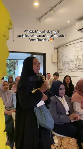 Batch 1 selesai… tapi perjalanan founder justru baru dimulai ✨ Setelah workshop Bisnis Menggurita dengan Legalitas Usaha, kita lanjut agenda: ☕ Ngopi bareng sharing session 🤝 Buka ruang kolaborasi sesama founder Gen Z ✍🏻 Pendampingan pengembangan bisnis 📄 Legalitas usaha yang bikin bisnismu siap naik level Karena bisnis itu bukan cuma soal jualan, tapi soal ilmu, relasi, dan legalitas. See you di batch 2, future founder hebat 🩷 Comment “NEXT” kalau mau masuk waiting list. #w#workshopbisnisf#foundergenZb#bisnismenggurital#legalitasusahaworkshopmalang