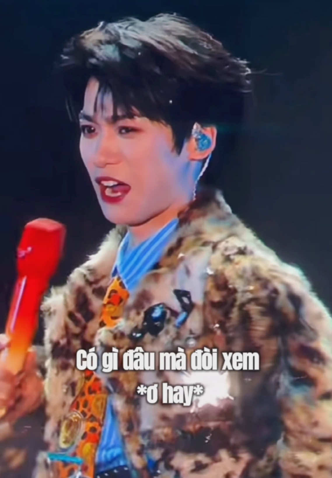 Á à:)))) Nay biết ghẹo lại chúng tôi luôn. Đáo để thật 🙂🙂🙂 #梓渝 #郑朋 #TửDu #Ziyu #Viral 