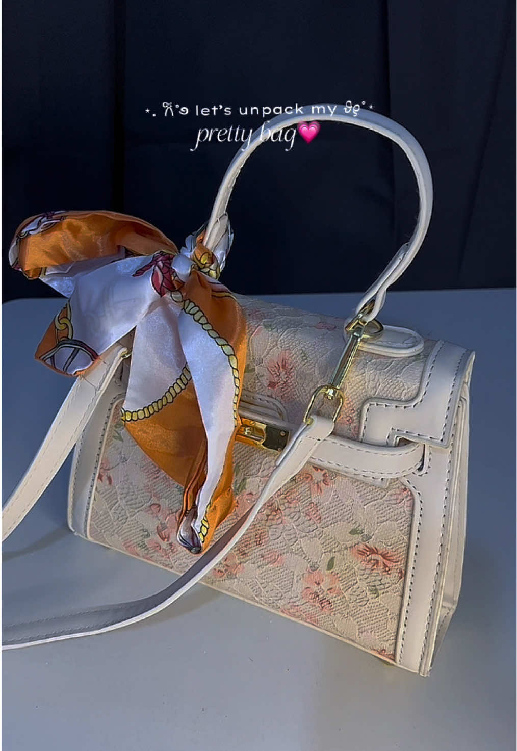 prettiest gift🫶🏻 #bag #minibag #highquality #cutebag 