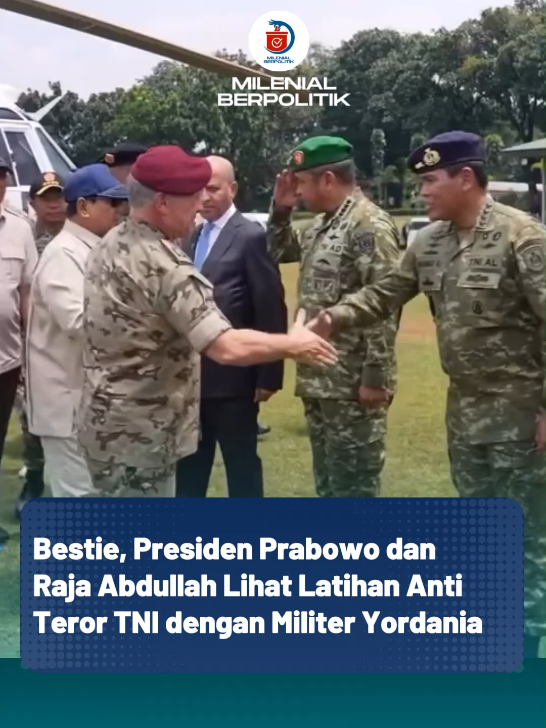 Presiden RI Prabowo Subianto bersama Raja Yordania Abdullah II bin Al-Hussein menyaksikan langsung kolaborasi demonstrasi drone dari Tentara Nasional Indonesia (TNI) dan Angkatan Bersenjata (AB) Yordania bertema ‘Kontraterorisme’ di Lapangan Tembak Brigif 1 Parako Korps Pasgat, Jakarta pada Sabtu (15/11). Raja Abdullah II datang menggunakan pakaian militernya dan Prabowo dengan pakaian safari warna kremnya, tiba dengan menggunakan helikopter pukul 10.50 WIB. Saat turun, Raja Abdullah II dan Prabowo disambut langsung oleh Panglima TNI Jenderal Agus Subiyanto, Kepala Staf Angkatan Udara (Kasau) Marsekal TNI M. Tonny Harjono, Kepala Staf Angkatan Darat (Kasad) Jeneral TNI Maruli Simanjuntak dan Kepala Staf Angkatan Laut (Kasal) Laksamana TNI Muhammad Ali.