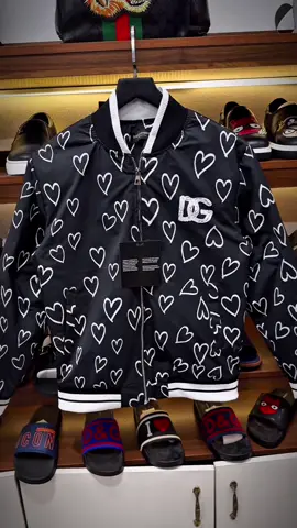 Tầm đầu mấy thì trôi nhỉ ?? #donghomeshop #aokhoac #boypho #xuhuong 