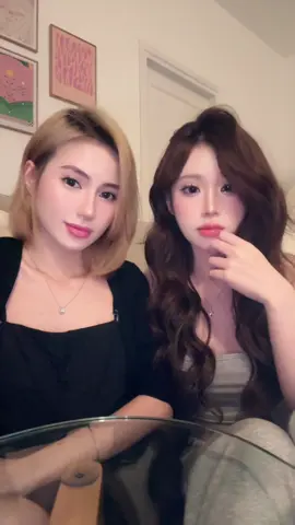 cô ấy là cô nào