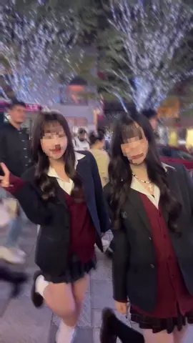 ユニクロのキッズダウンといい、ラブブといい最近理解できない流行りがちょくちょくあるのは私だけなのかな( ;   ; )でも不思議なことに身につけてる人が良ければ何でもよく見えるの⁡よね♪ #sjk #jkブランド #08 #fyp 