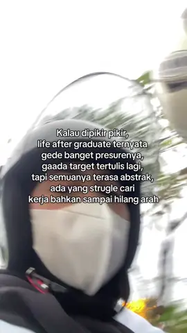 Ternyata life after graduate ga gampang juga yaa, sehat sehat deh buat kita  #freshgraduate #magangkemnaker #lifeaftergraduate 