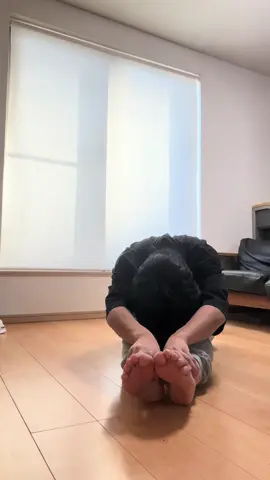 明日からスポーツウェアーが登場するぞ#05 #ストレッチ #fyp 