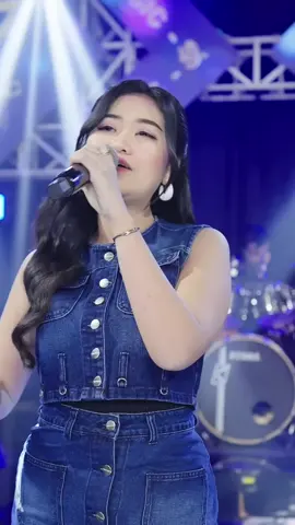 Adinda Rahma - Sajauh Mungkin #adindarahma #music #sejauhmungkin #fyp 