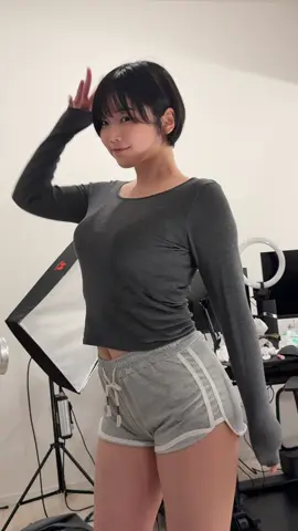 コメントでロケットって言われてたけど、着けてるやつがその形なだけで本当はお椀型だよ