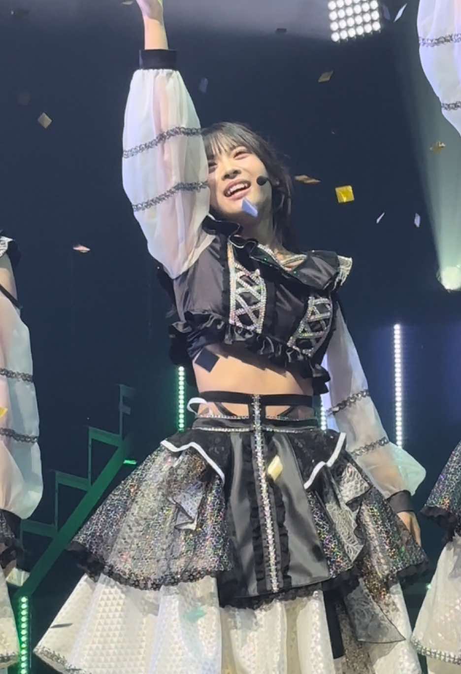 芳賀礼 #推しカメラ  - 永遠じゃないから、本気の青春を。- 32nd Single『青春のデッドライン』 2025.11.12 (wed)release🍃 #NMB48 #青春のデッドライン #芳賀礼 #くるチェン衣装  @れいちゃん 