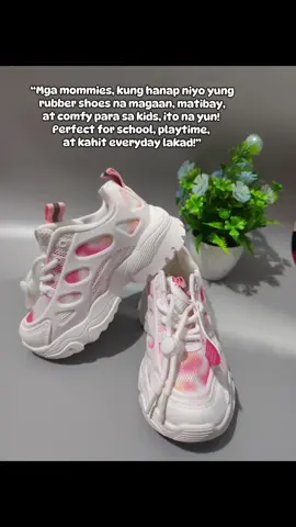 “Mga mommies, kung hanap niyo yung rubber shoes na magaan, matibay, at comfy para sa kids, ito na yun! Perfect for school, playtime, at kahit everyday lakad!” #kidsrubbershoes #whiterubbershoes #shoesforkids 