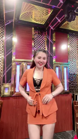 Chờ là chờ bao lâu dạ 🥰 #fyp #xuhuongtiktok#lênxuhướng❤️ #lenxuhuong 