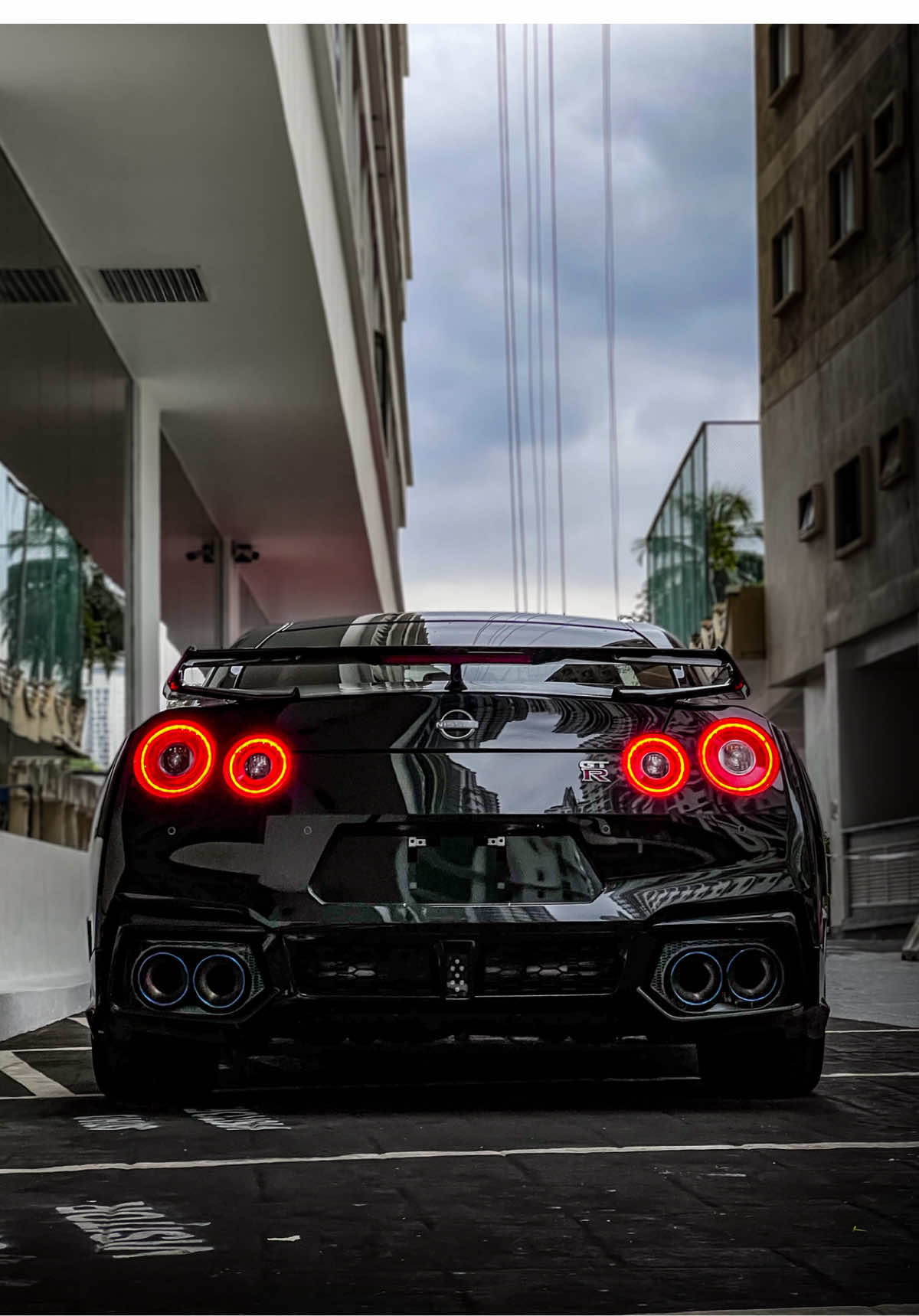 NEW FACELIFT 2023 NISSAN GTR BLACK EDITION ! Fully loaded spec ! Masih sangat rare di pasaran . Roger pantas 🖤 #keretarecond #nissangtr #r35 #godzilla #gtrr35 