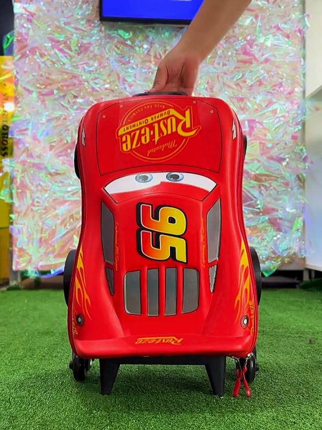 Mochila Escolar Infantil com Rodinhas 3D Carros Menino #mochilainfantil #mochilacomrodinha #mochilaescolar #acheinashopee #mochila3d 