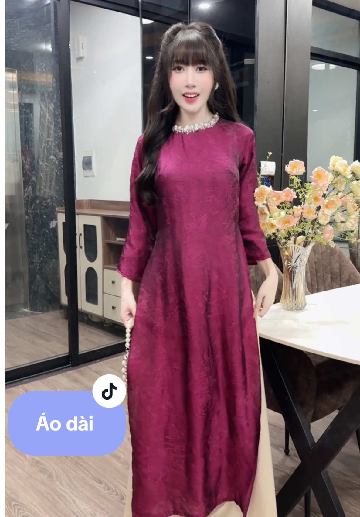 Năm nay hot tone màu này quá ce ơi , mặc lên trắng bóc luôn nhaaa #aodai #aodaivietnam #aodaitet #tet2026 #xh 