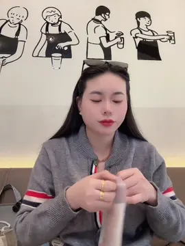 Nhiều người hỏi tôi dạo này làm ăn có được không? Nói thật làm thì tôi thua chứ ăn thì tôi chả thua bố con thằng nào🤷‍♀️