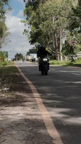 ✨MT-09 @ZUE အတွဲလေးတဖြတ်ရိုက်ပေးဖြစ်တာလေး