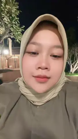 lupakan semuanya. mari kita tidur 😅 #sibukmikirinhidupyangpenuhtandatanyak 