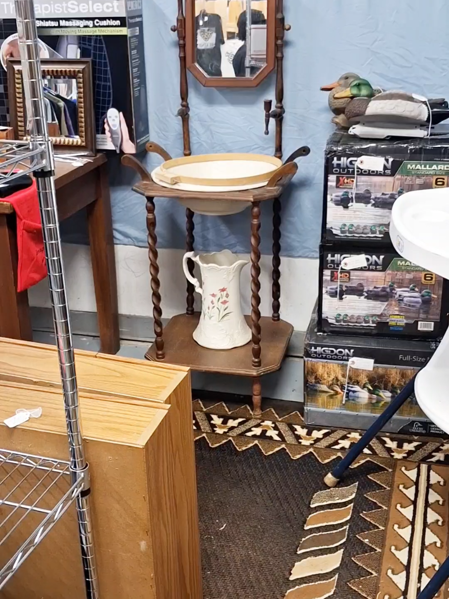 LOOK WHAT WAS IN THE THRIFE STORE #fyp #foryou #antique #thriftstorefinds #old