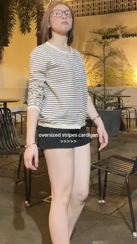 oversized cardigan🫶🏻🤍>>> #cardigan #stripes #koreanstyle #knittedcardigan #oversizedcardigan 