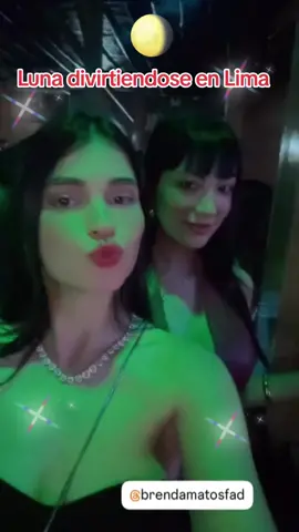 Lunita divirtiendose en Lima 😊🫶🤗 @𝓛𝓾𝓷𝓪🌗  @🍟Brenda Matos  #cañita  #paratiiiiiiiiiiiiiiiiiiiiiiiiiiiiiii  #lunaclips #fyp 