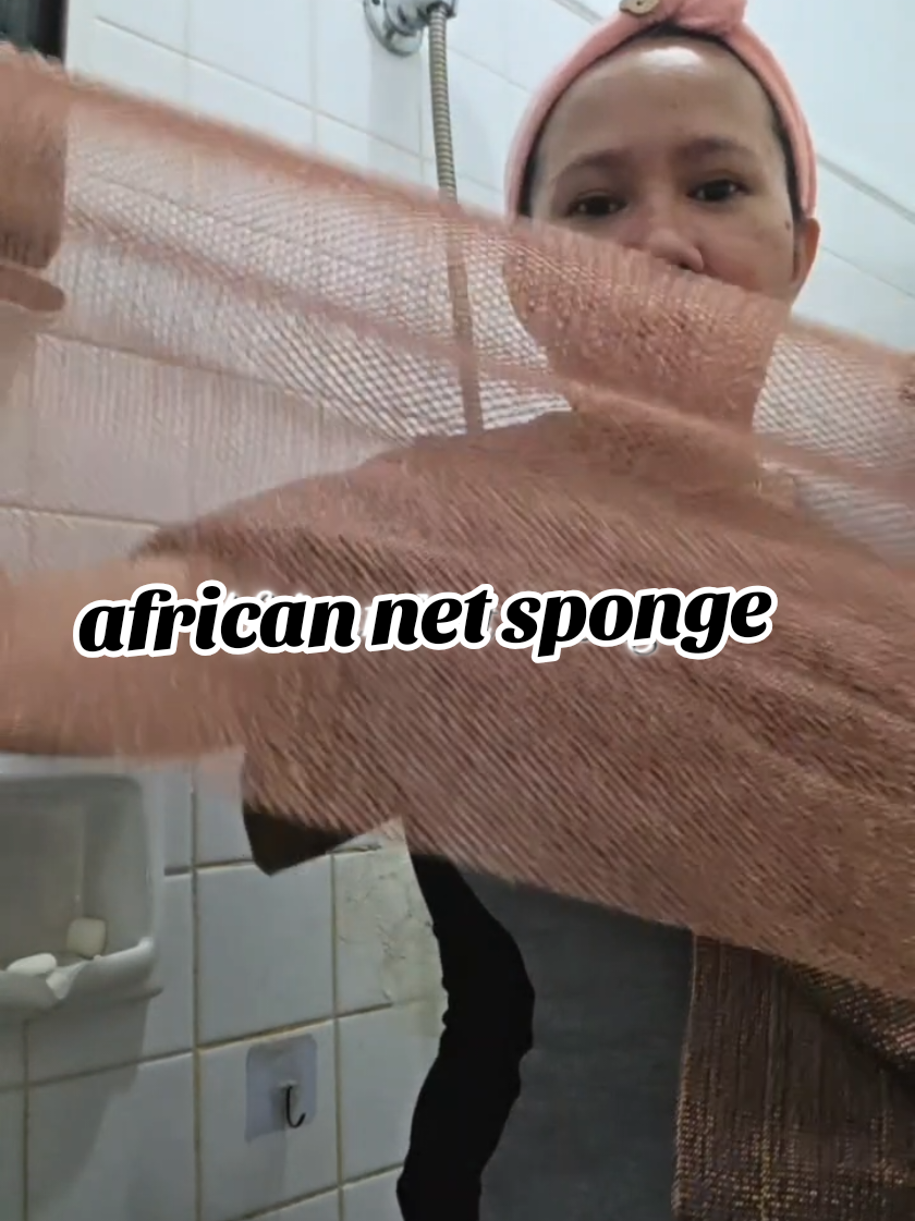 African Net Sponge Naylon net  Back scrubber ang ganda nya ipangkuskos sa katawan tanggal libag at kati-kati sa balat. #africannetsponge #backscrubber #nylonnet #bodysponge 