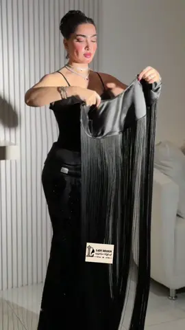 #explorepage #foryoupage #فساتين_فخمه #فساتين_طويله #لايف_ستايل 