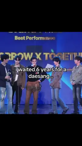 annie called up grandpa for tgat award 😂✌️✌️ #kpop #alldayproject #adp #fyp 