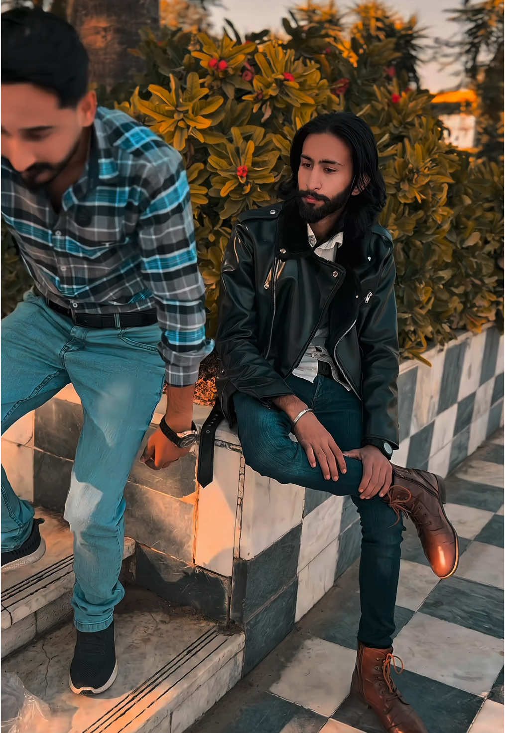 dost ameer kya ho gya moo he ni laga rha 😂#FukreySquad #tiktokpakistan #trend #funnyvideos😂 #funnyvideo #viralvideos @Ch_BaLi 001 @𝐒𝐇𝐀𝐍𝐈 | 𝐒𝐊𝐀𝐓𝐄𝐑🇵🇰 @𝐑𝐀𝐉𝐀 | 𝐒𝐀𝐑𝐈𝐌🇵🇰 @شہباز خان 🦅 @Shahzad Butt Skater @Adil Qureshi @🔥👑jani king 👑🔥 @REAL ESTATE @Raja Danish @Bilal 