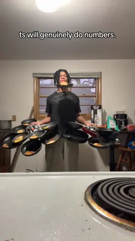 19 EGGS, 19 PANS, AND 1 INDOMITABLE HUMAN SPIRIT #egg #flip #viral #xrhea #fyp 
