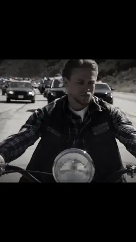 sinto falta dos velhos tempos... . . . #jaxteller #sonsofanarchy #letdown 