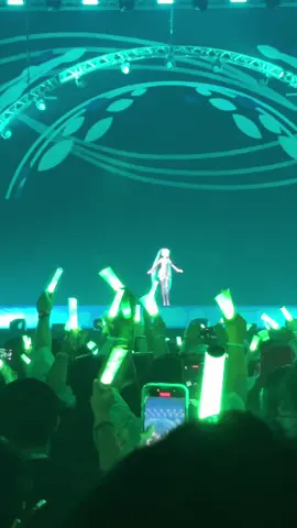 Nag tatagalog siya nak!! #mikuexpo #mikuexpoasia2025 #mikuexpomanila #fyp 