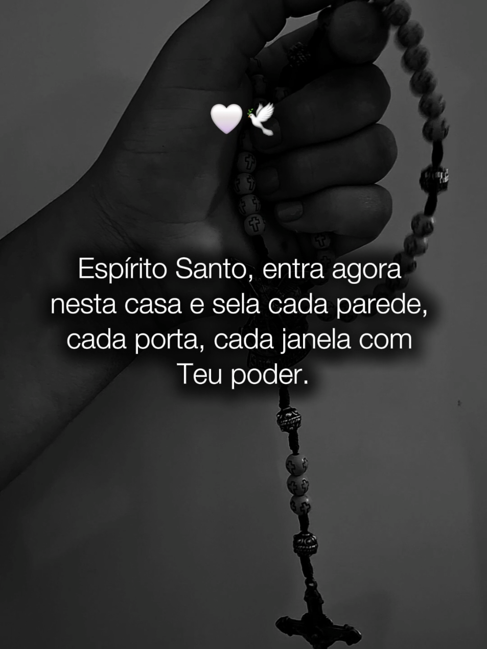 Oração de Proteção e Blindagem Espiritual do Lar. #oraçãodeproteção #espíritosanto #deusnocomando #casaabençoada  #blindagemespiritual 