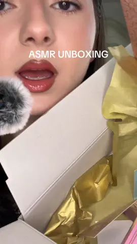 Thank u @Loxan ❤️ @LOU DE PRE De când am primit parfumul, îl port zilnic!!!! #gifted #loxan #loudepre #asmrunboxing #asmr 