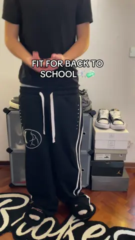 ig : brokeass.studio #foryou #clothingbrand #longsleeve #album #simbalarue 