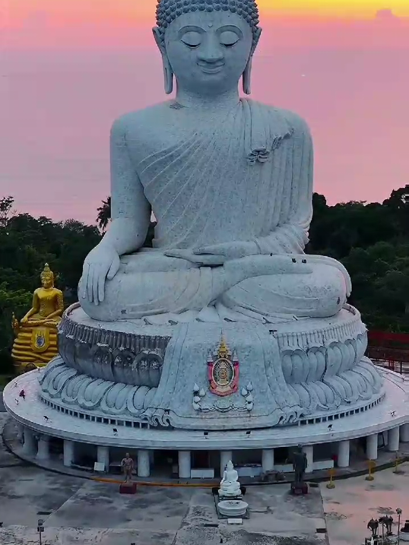 #බුදුසරණයි කියලා යන්න කවදාවත් වරදින්නේ නෑ #🌸🌸🙏🥹 #tendencia #tiktokindia #