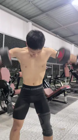 เสริมหัวไหล่หน่อย #มัธยมติดยิม #Rpg24gym #ยกน้ําหนักเพาะกายพะเยา 