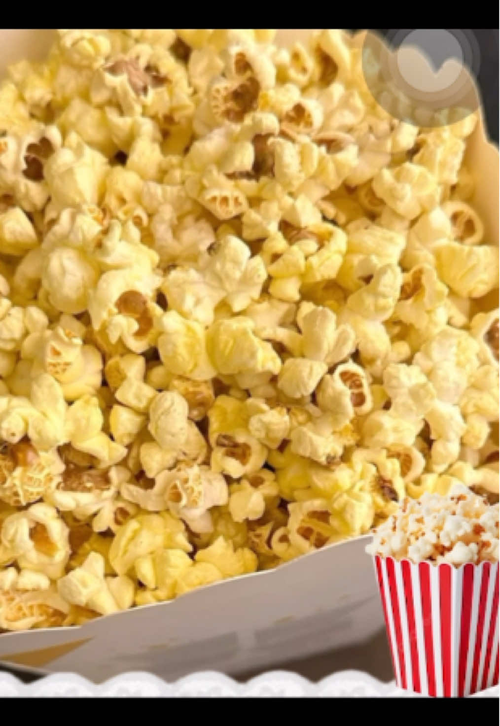 Pop pop pop pop popcornnnn honestly making this made me crave that gooood popcorn #popcorn #moodboard #music #fyp #popular 