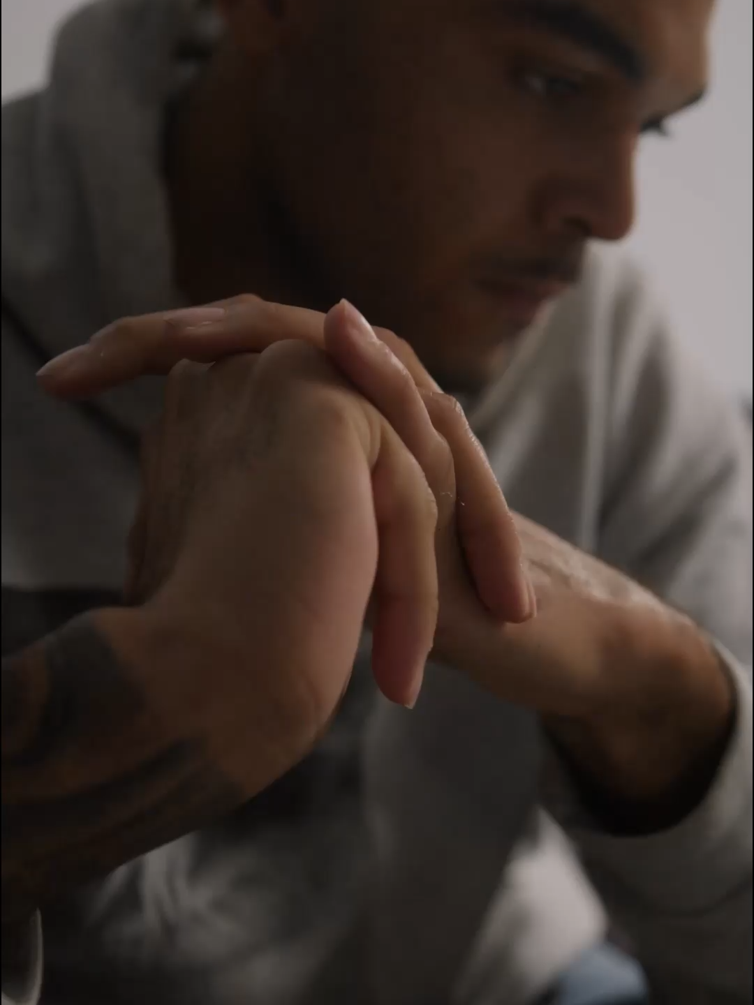 A bebida virou fuga… e quase virou meu fim. 🥲🩵 #fyp #alivioimediato #pazinterior