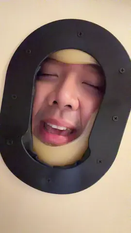 Mát xa sau khi xé bảng tên!