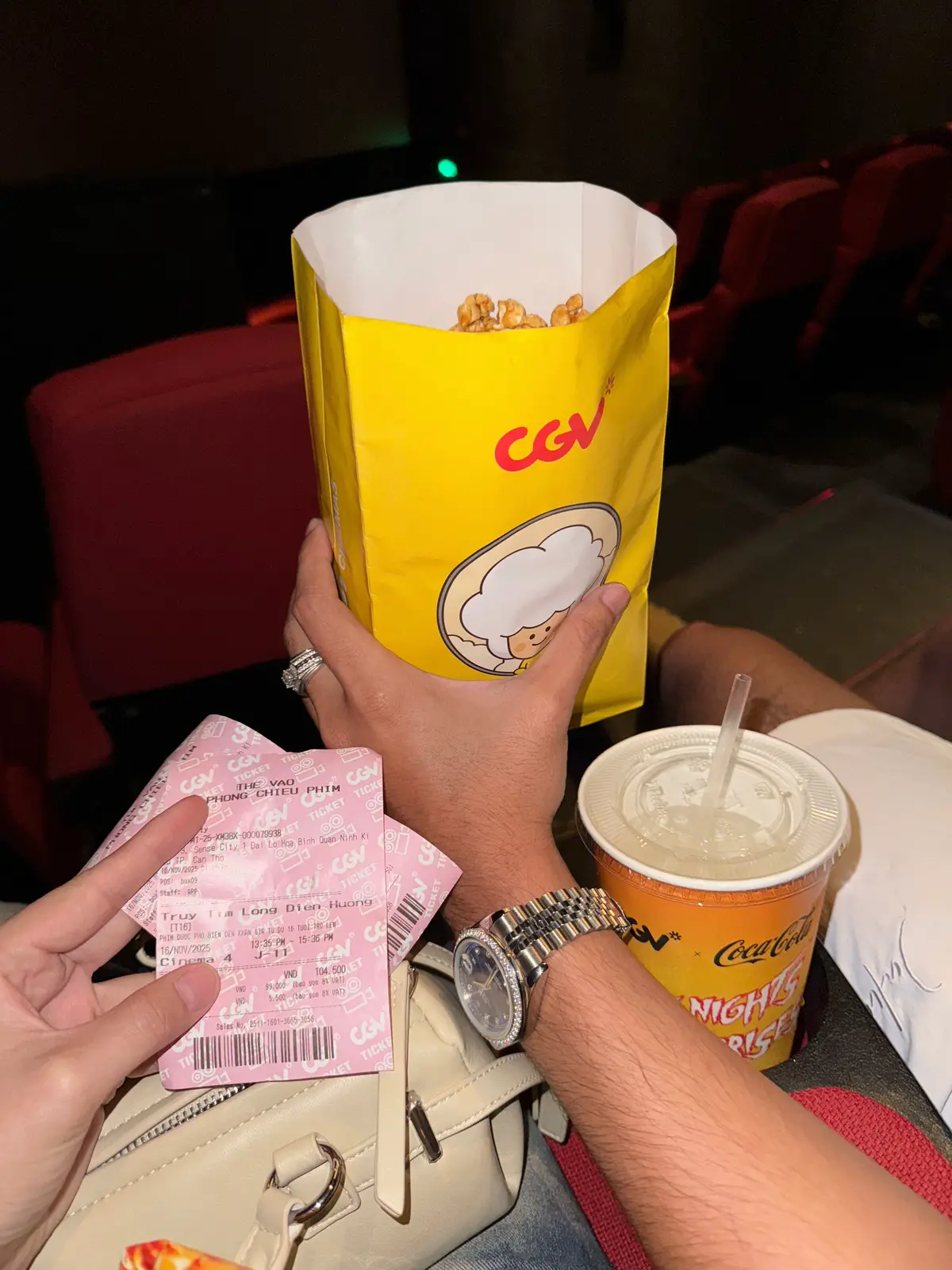 Ra rạp xem đi mng...rất là đáng#truytimlongdienhuong  #cgv 