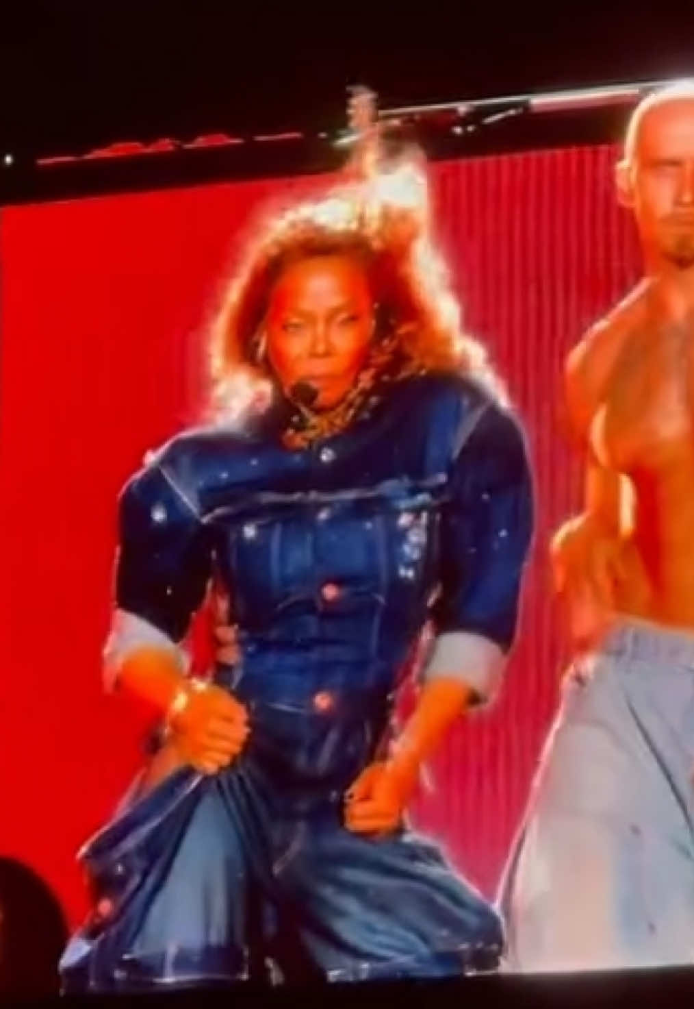 janet gave a fabulous performance in dallas last night! #janetjackson #msjackson #fyp #livemusic #dance 